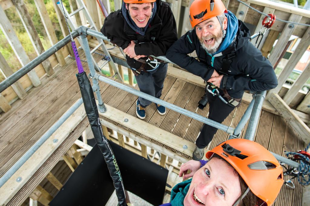 Killary Adventure Centre Hotel ลีนอน ภายนอก รูปภาพ