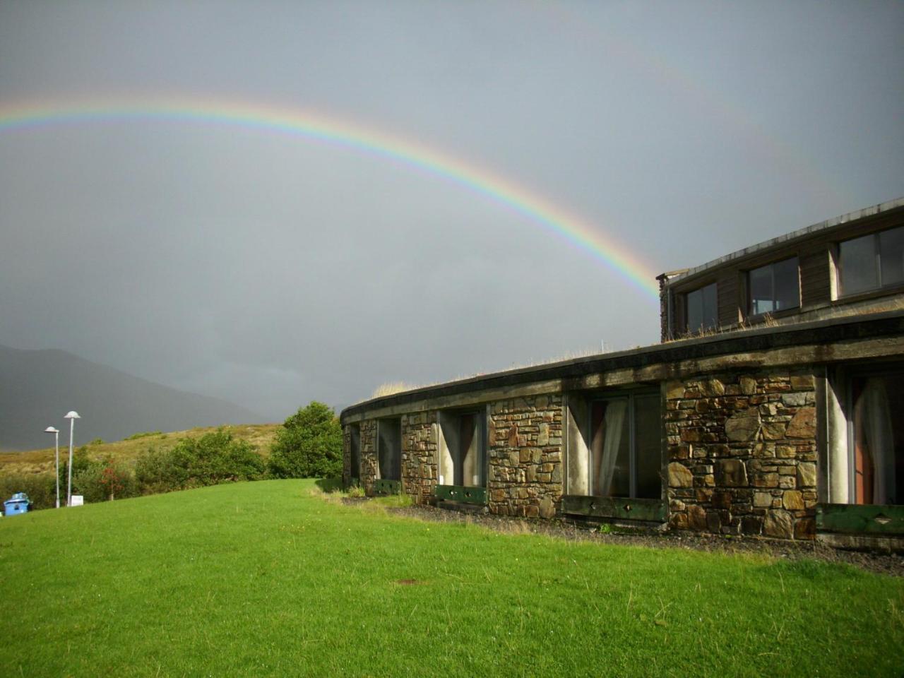 Killary Adventure Centre Hotel ลีนอน ภายนอก รูปภาพ